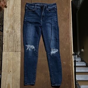 American Eagle Outfitters Women's high waisted Dark Blue Ripped Skinny Jeans